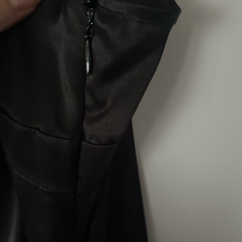 J.Crew 100% Silk Cami, Black, Side Zip, Size 8 - Picture 5 of 5